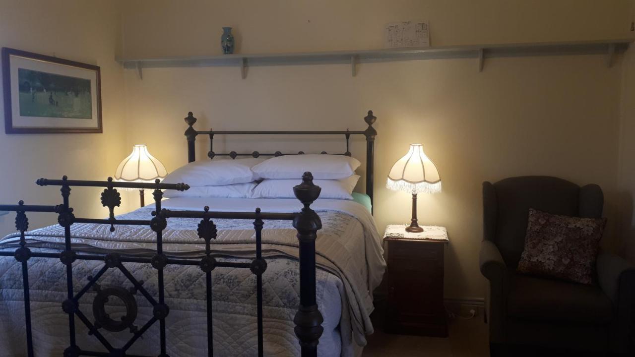 วิกตอเรีย เฮาส์ Bed & Breakfast พอร์ตแลนด์ ภายนอก รูปภาพ