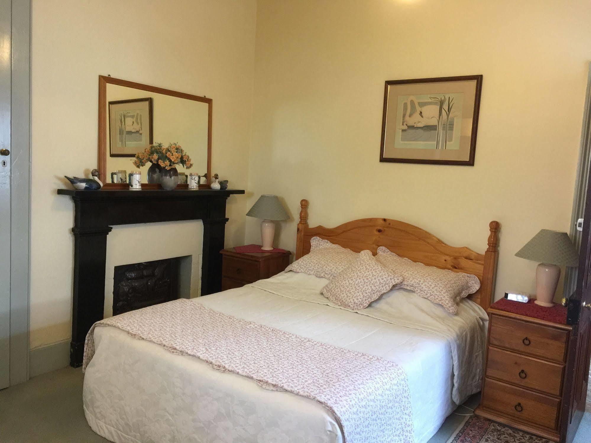 วิกตอเรีย เฮาส์ Bed & Breakfast พอร์ตแลนด์ ภายนอก รูปภาพ