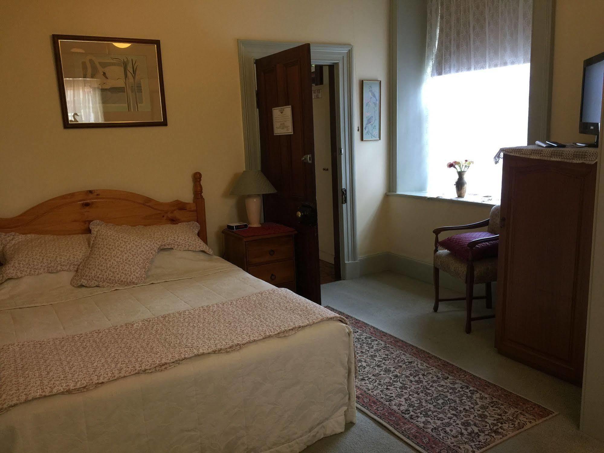 วิกตอเรีย เฮาส์ Bed & Breakfast พอร์ตแลนด์ ภายนอก รูปภาพ